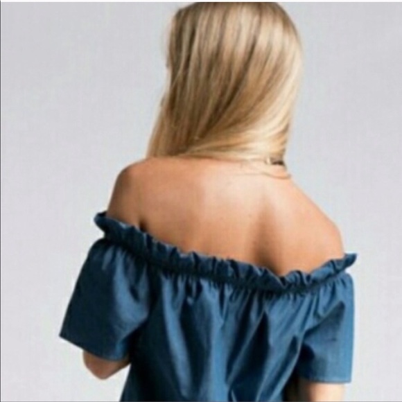 Off Shoulder Chambray Shift Dress - Picture 5 of 11